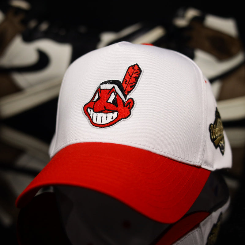 5 Panel Mini Patch Indians Snapback White & Red